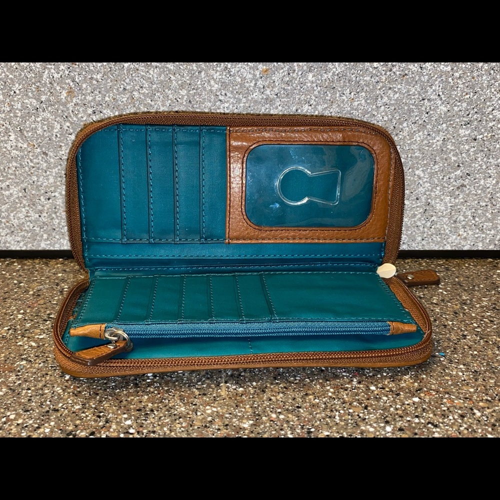 Fossil Keyper Wallet - image 6